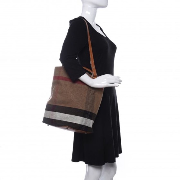 Authentic BURBERRY Canvas Mega Check Medium Ashby Hobo Saddle Bag Brown - Picture 3 of 13